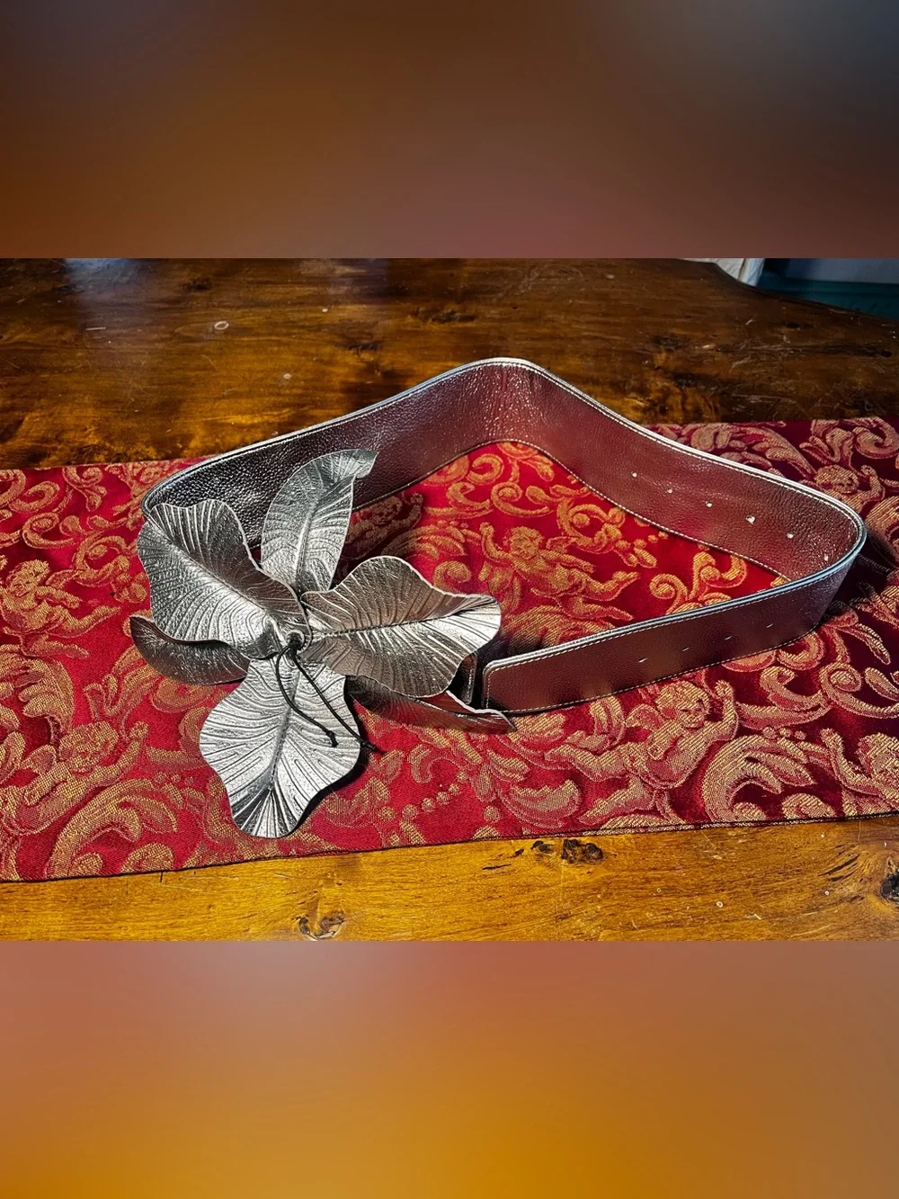 Anne Fontaine Carrie Belt Metallic Silver Leather Floral Leaf Statement Belt